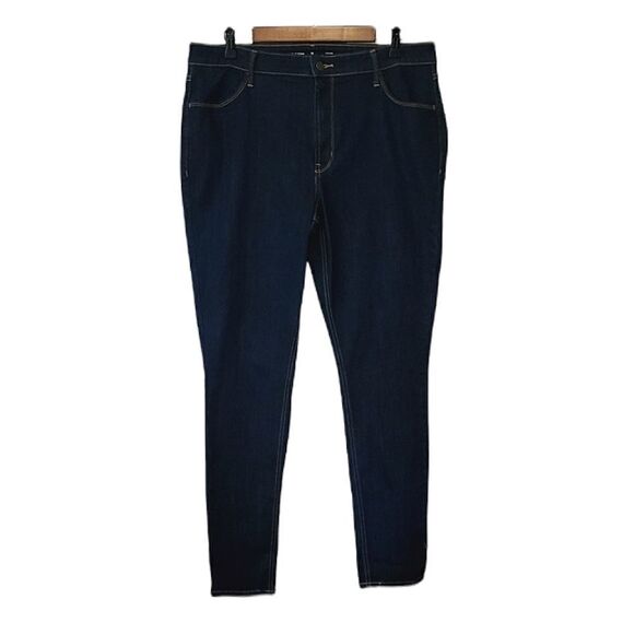 Old Navy Dark Wash Super Skinny Highrise Blue Jeans Size 16 Long - Picture 1 of 6